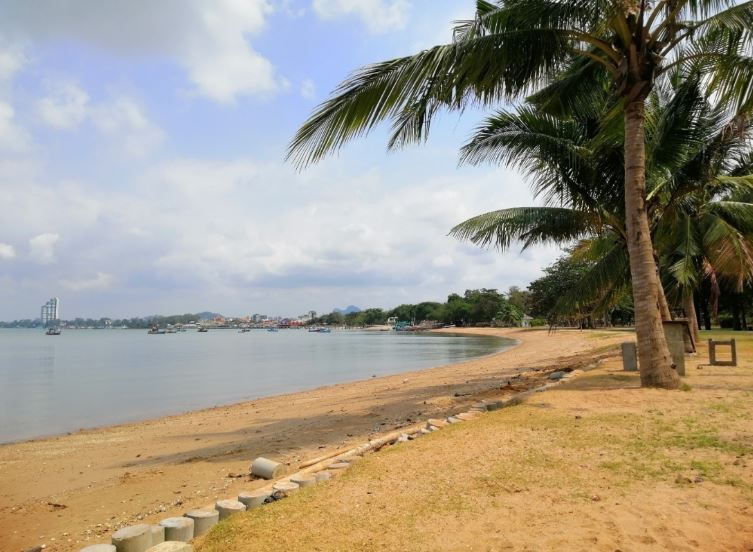 หาดบางเสร่ Pantip