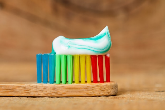 ยาสีฟันฟันขาว Pantip